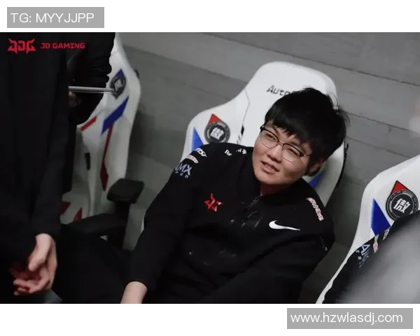 CSGO战术解析：深入探讨JDG战队的游戏节奏与策略运用