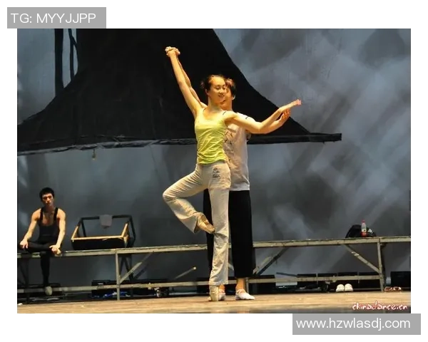 成都街舞队力量表现数据分析揭示舞蹈背后的训练与技巧秘密